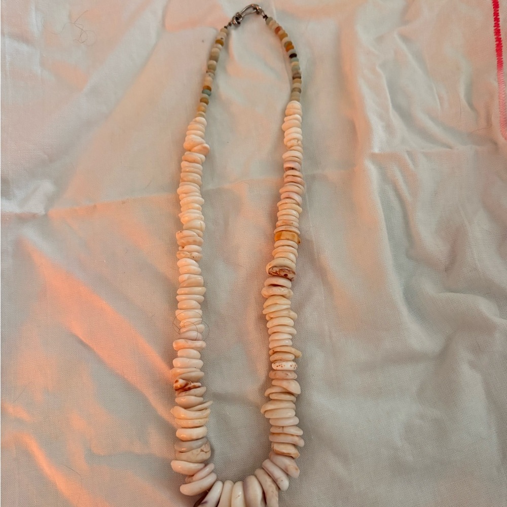 Elegant Cream and Tan Beaded Necklace